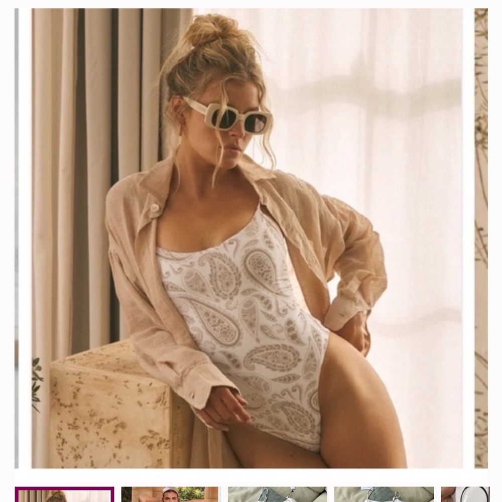 Tan lines eilat one piece in paisley